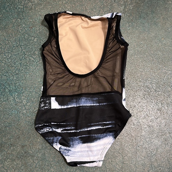 Abstract Leotard - Picture 2 of 3
